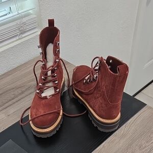 Women's Suede Lace-Up Boots - Brown